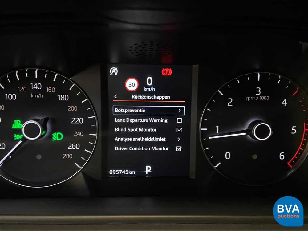 Land Rover Range Rover Velar AWD R-dynamisch S 2018.