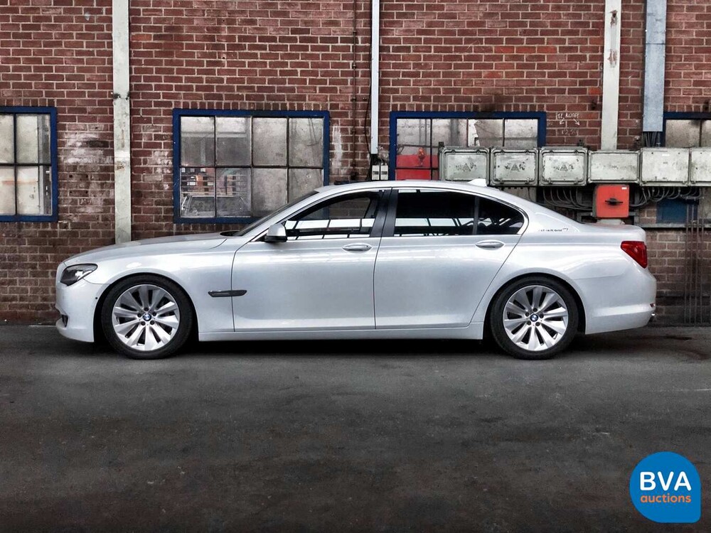 BMW ActiveHybrid 7 4.4 V8 465pk 7-Serie 2010