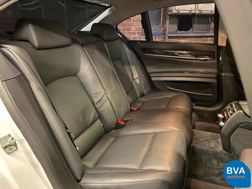 BMW ActiveHybrid 7 4.4 V8 465pk 7-Serie 2010