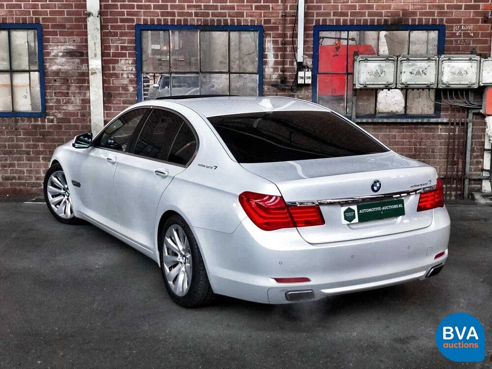 BMW ActiveHybrid 7 4.4 V8 465pk 7-Serie 2010