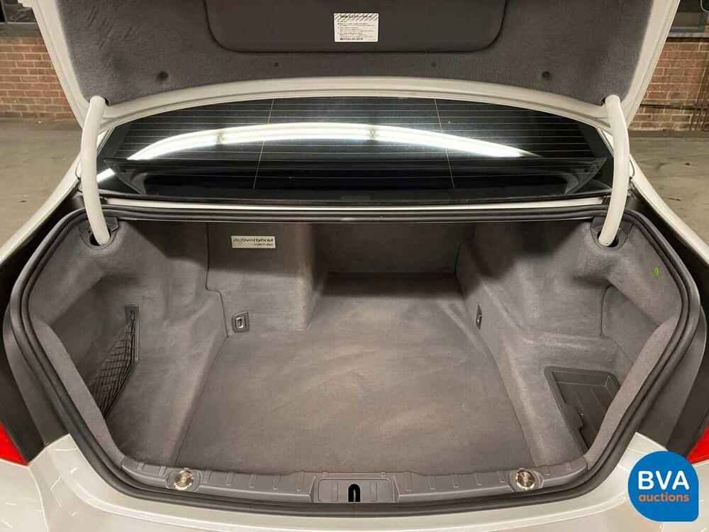 BMW ActiveHybrid 7 4.4 V8 465pk 7-Serie 2010