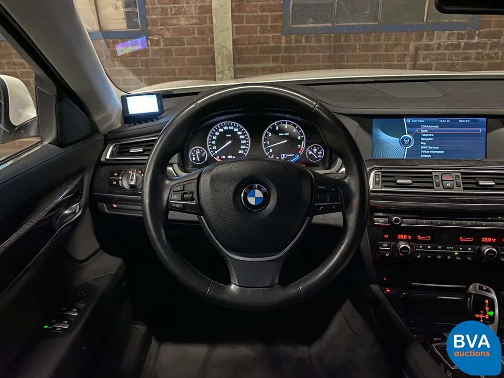 BMW ActiveHybrid 7 4.4 V8 465pk 7-Serie 2010