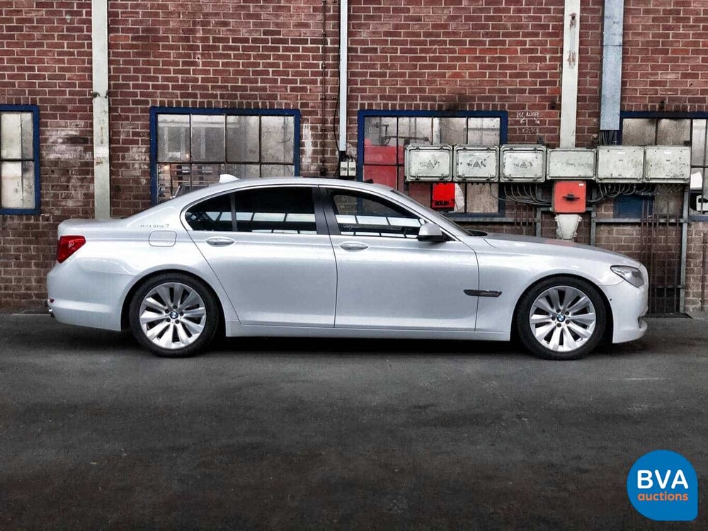 BMW ActiveHybrid 7 4.4 V8 465pk 7-Serie 2010