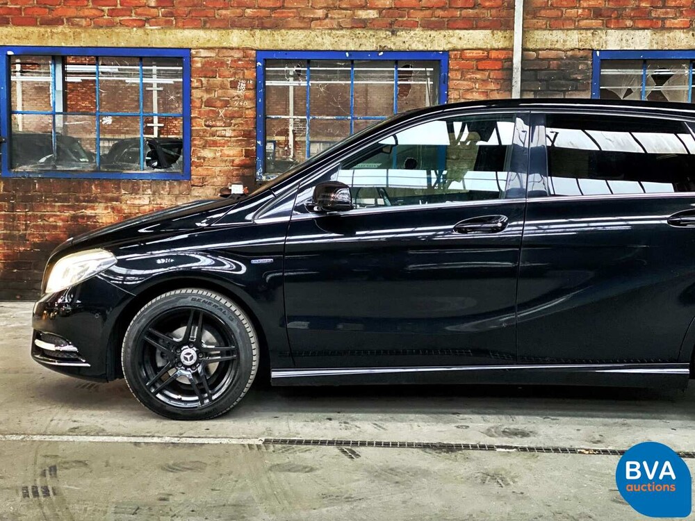 Mercedes-Benz B180 Blue Efficiency 122pk B-Klasse Ambition 2012 -Org NL-, 13-XKS-1