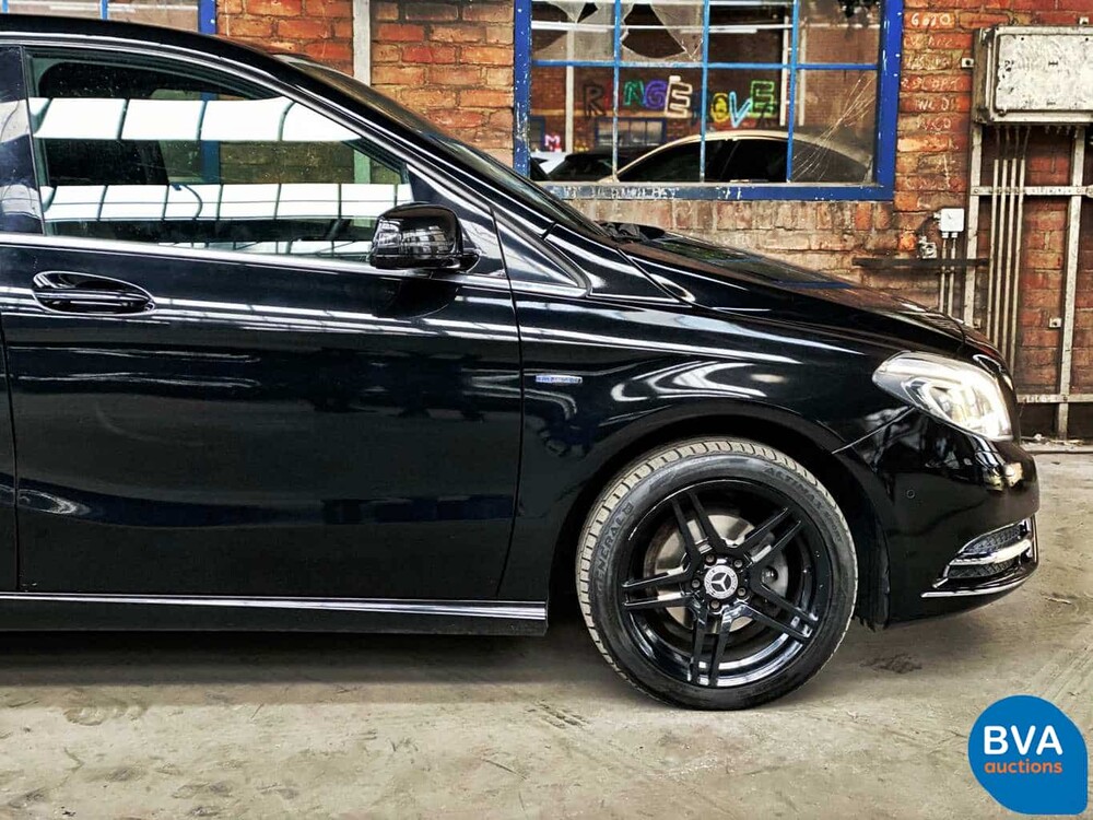Mercedes-Benz B180 Blue Efficiency 122pk B-Klasse Ambition 2012 -Org NL-, 13-XKS-1