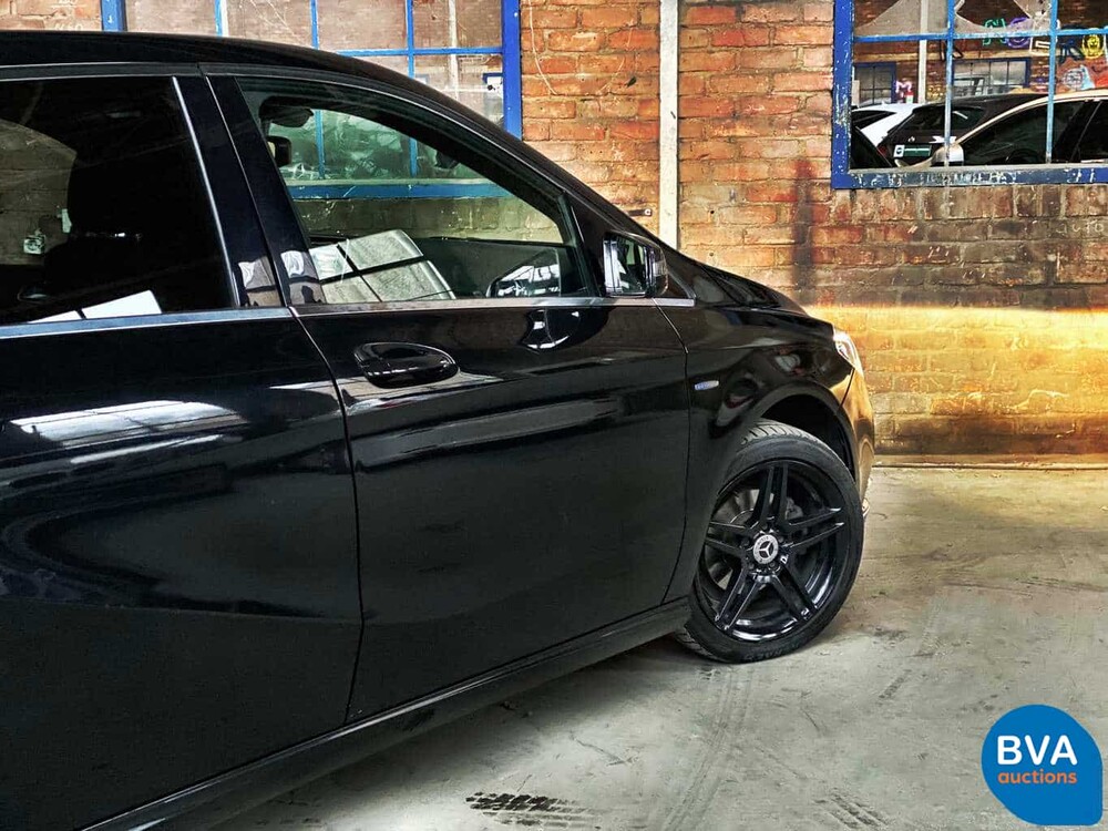 Mercedes-Benz B180 Blue Efficiency 122pk B-Klasse Ambition 2012 -Org NL-, 13-XKS-1