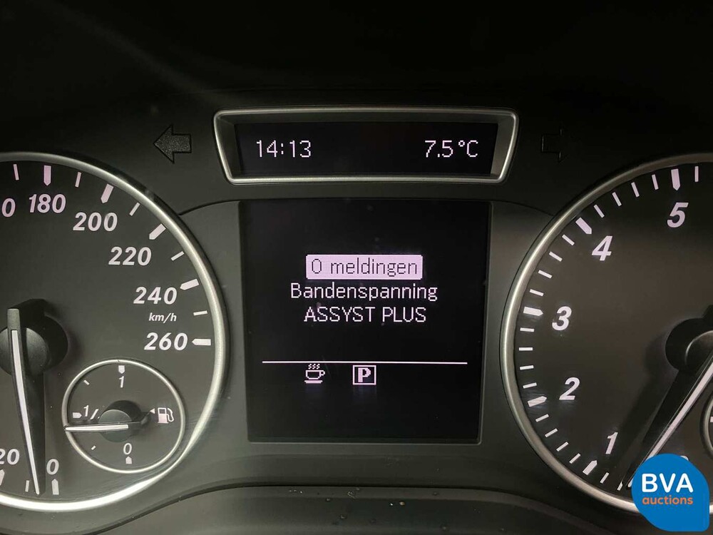 Mercedes-Benz B180 Blue Efficiency 122pk B-Klasse Ambition 2012 -Org NL-, 13-XKS-1