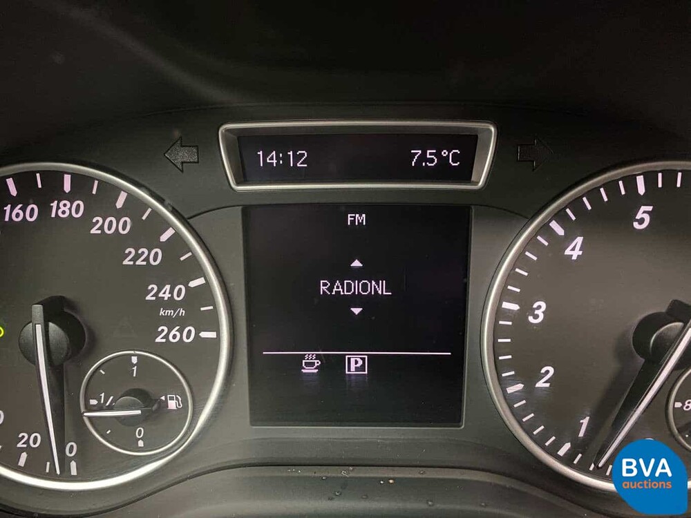 Mercedes-Benz B180 Blue Efficiency 122pk B-Klasse Ambition 2012 -Org NL-, 13-XKS-1