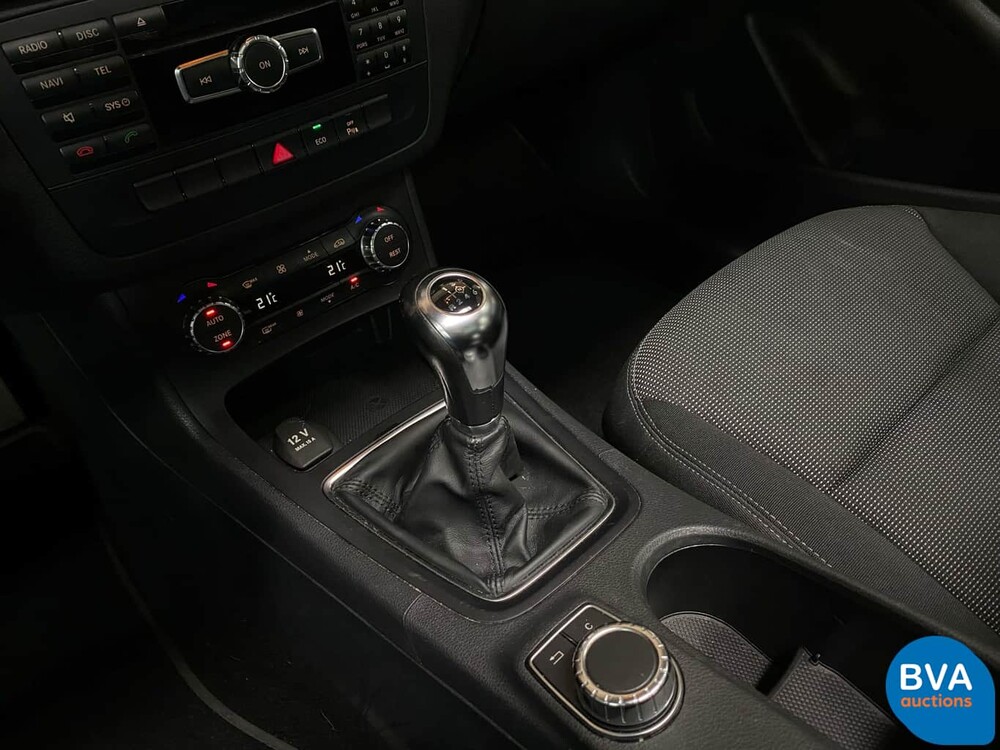 Mercedes-Benz B180 Blue Efficiency 122pk B-Klasse Ambition 2012 -Org NL-, 13-XKS-1