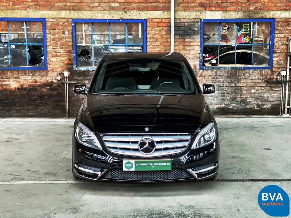 Mercedes-Benz B180 Blue Efficiency 122pk B-Klasse Ambition 2012 -Org NL-, 13-XKS-1
