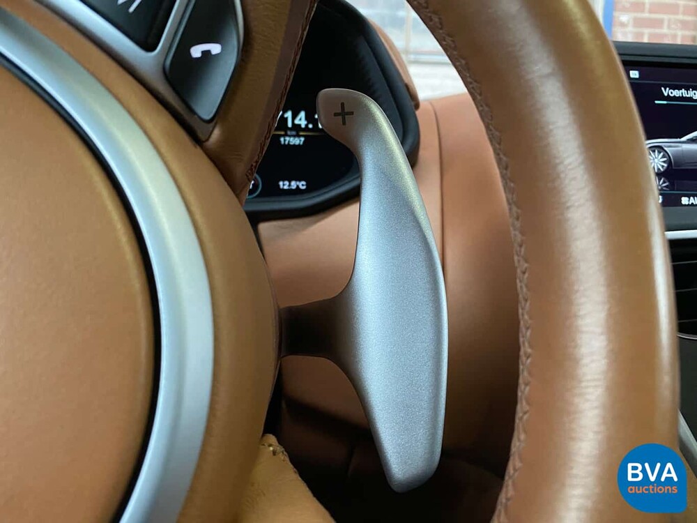 Aston Martin DB11 5.2 V12 Coupé Garantie 609 PS 2017.