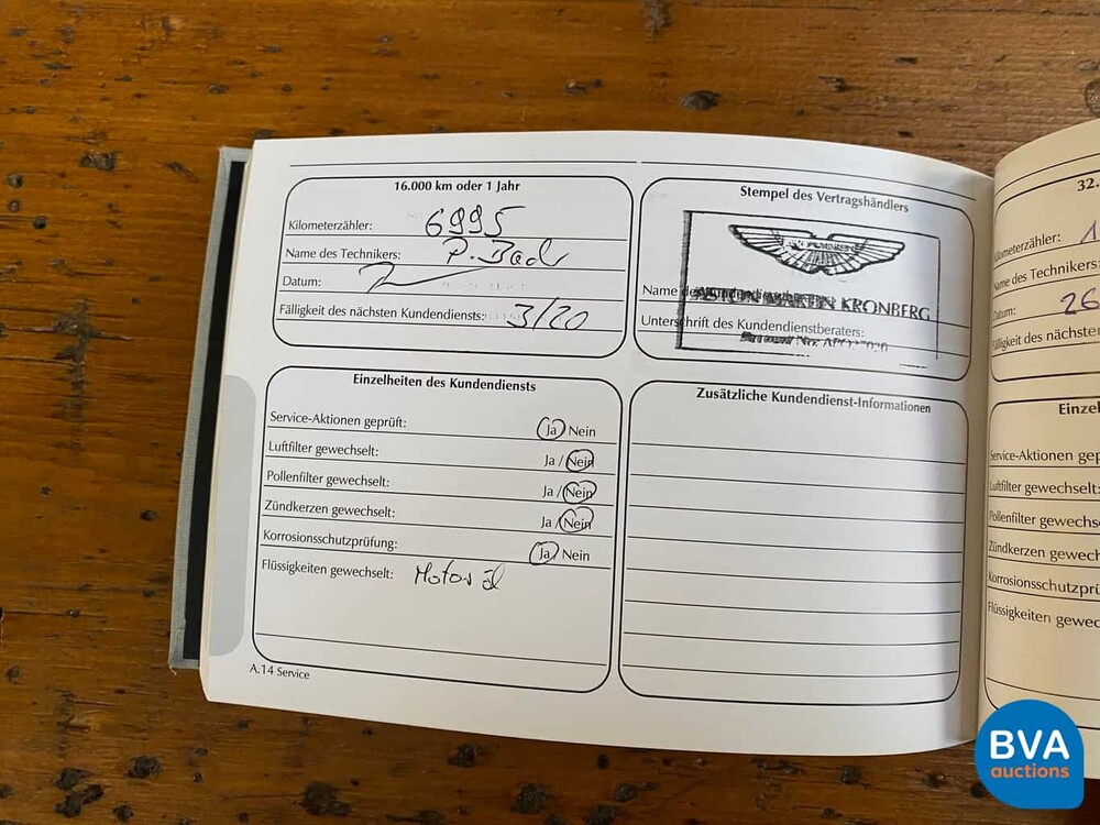 Aston Martin DB11 5.2 V12 Coupé Garantie 609 PS 2017.