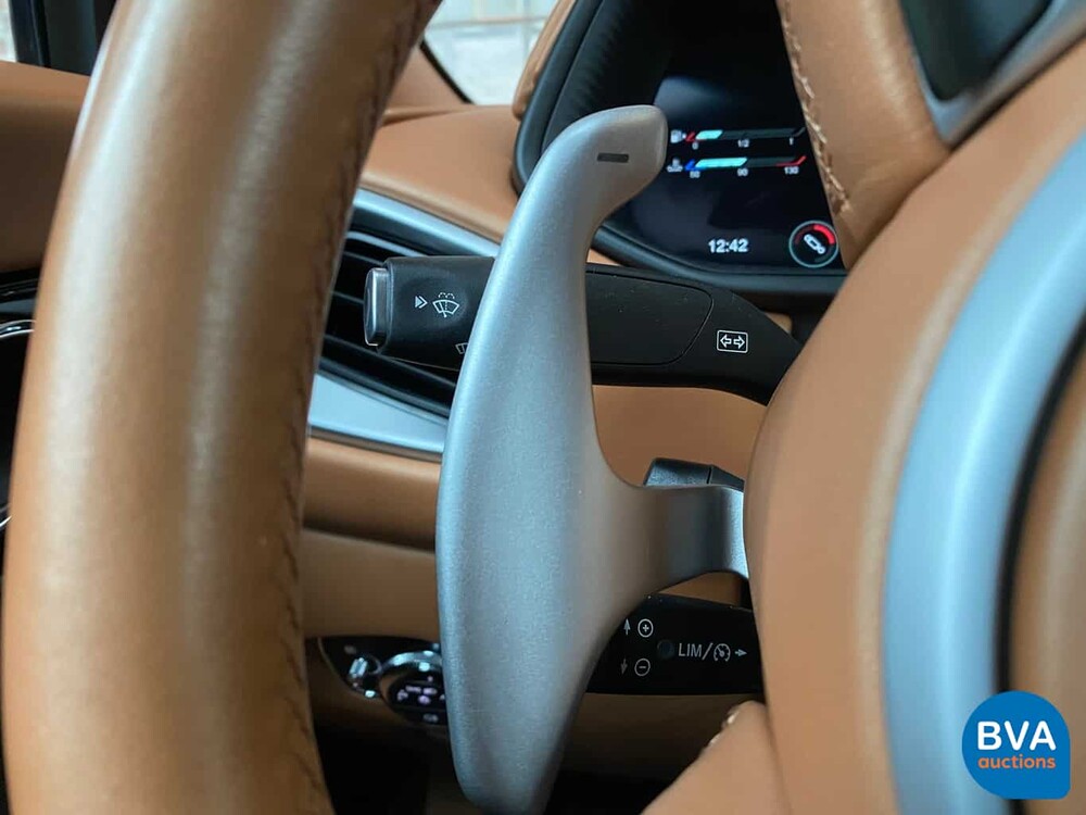 Aston Martin DB11 5.2 V12 Coupé Garantie 609 PS 2017.