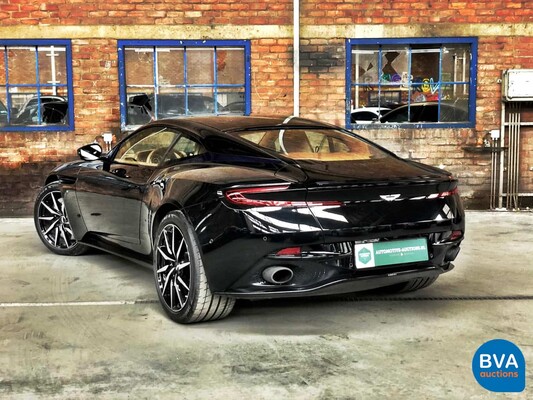 Aston Martin DB11 5.2 V12 Coupé Garantie 609 PS 2017.