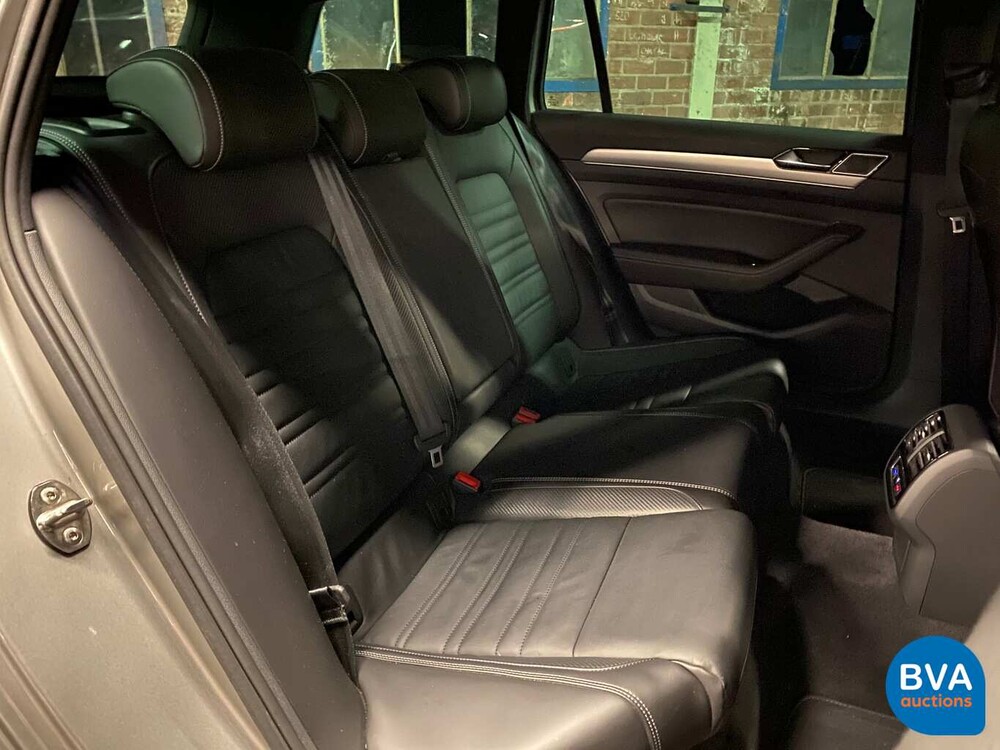 Volkswagen Passat Variante 2.0 TDI Business Edition R 150 PS 2015 - Original NL-, HL-183-V.