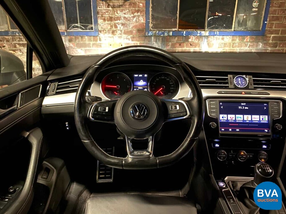 Volkswagen Passat Variante 2.0 TDI Business Edition R 150 PS 2015 - Original NL-, HL-183-V.