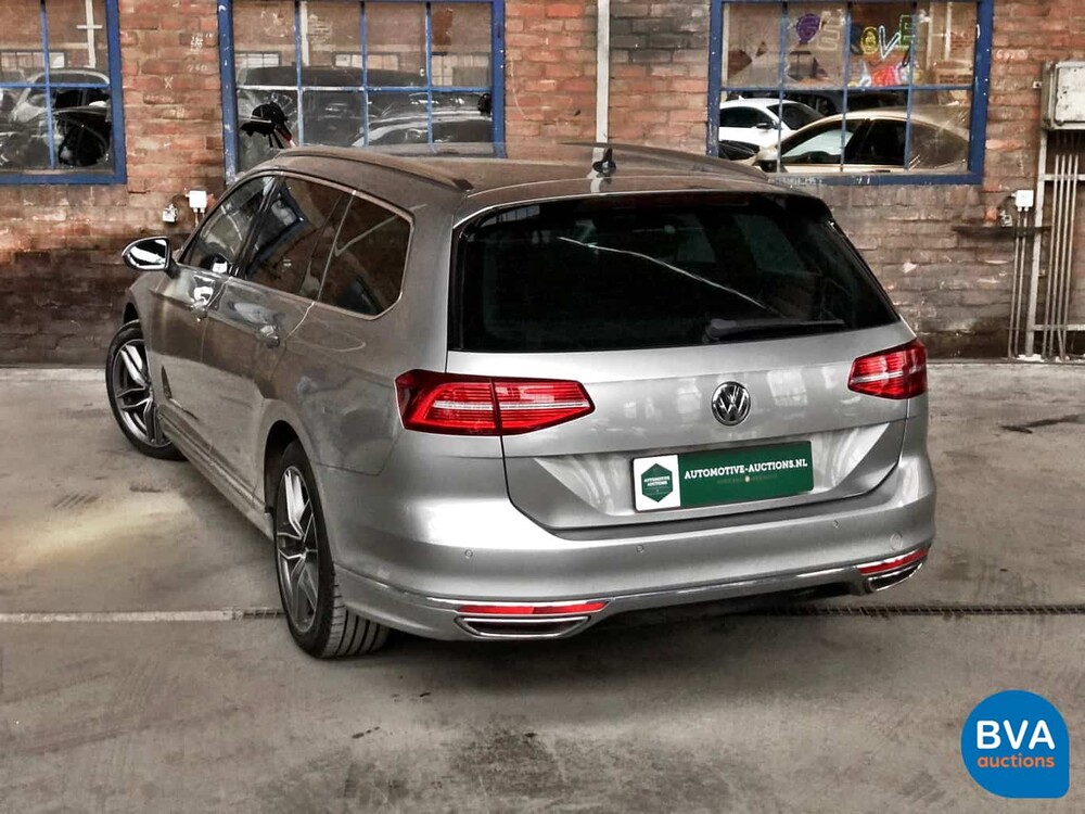 Volkswagen Passat Variante 2.0 TDI Business Edition R 150 PS 2015 - Original NL-, HL-183-V.