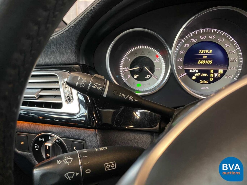 Mercedes-Benz CLS350 CDI AMG 265hp 2011, 8-KZL-73.