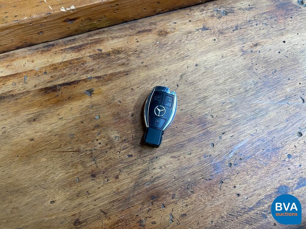 Mercedes-Benz CLS350 CDI AMG 265hp 2011, 8-KZL-73.