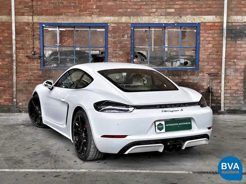 Porsche 718 Cayman S PDK 350 PS 2017 -Garantie-, niederländische Zulassung.