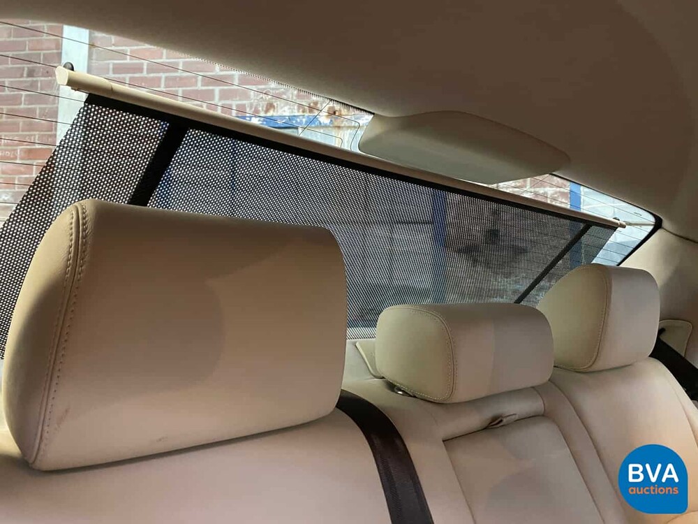 Jaguar XJ 4.2 Supercharged V8 Super 396 PS - Original NL - 2004 Youngtimer, 89-NR-NP.