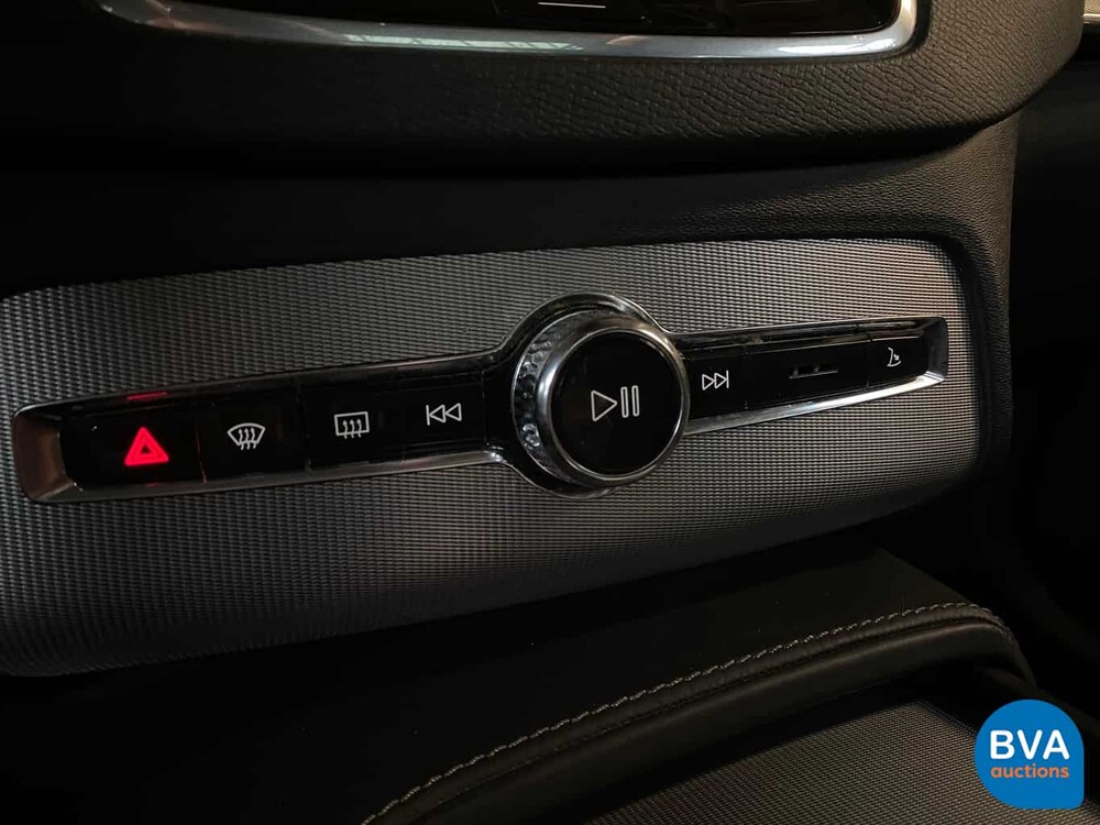 Volvo XC90 T8 Beschriftung AWD 408hp 2016 -Original NL.-, JK-131-V.