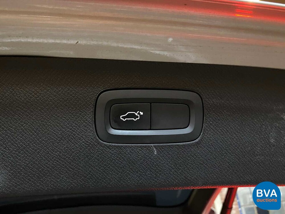 Volvo XC90 T8 Beschriftung AWD 408hp 2016 -Original NL.-, JK-131-V.