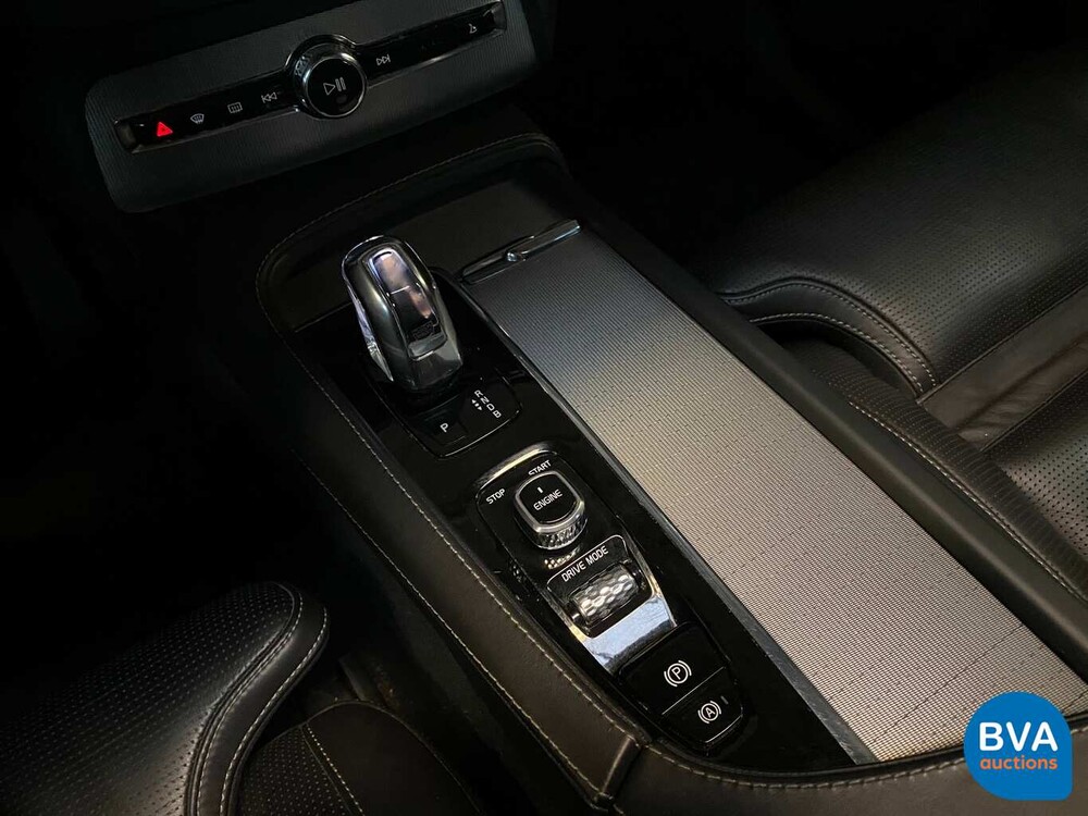 Volvo XC90 T8 Beschriftung AWD 408hp 2016 -Original NL.-, JK-131-V.