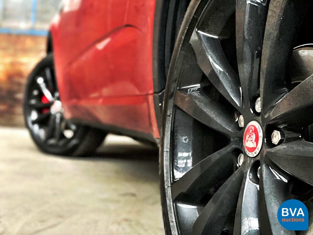 Jaguar E-Pace D150 R-Dynamic S 2018 -Original NL-, TJ-346-J.