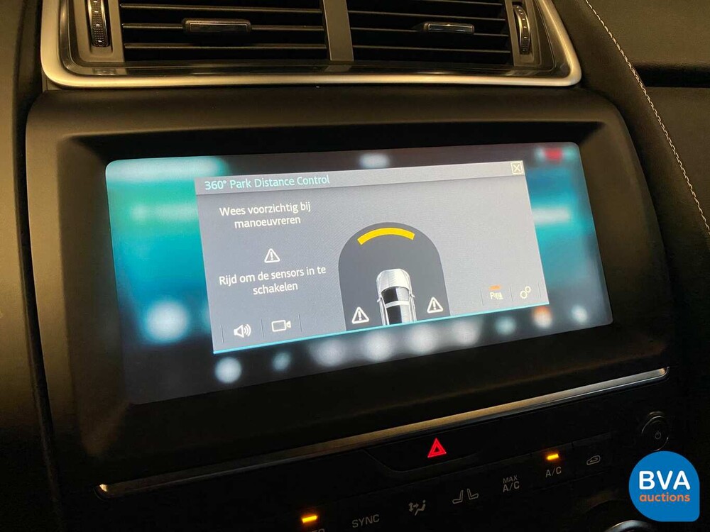 Jaguar E-Pace D150 R-Dynamic S 2018 -Original NL-, TJ-346-J.