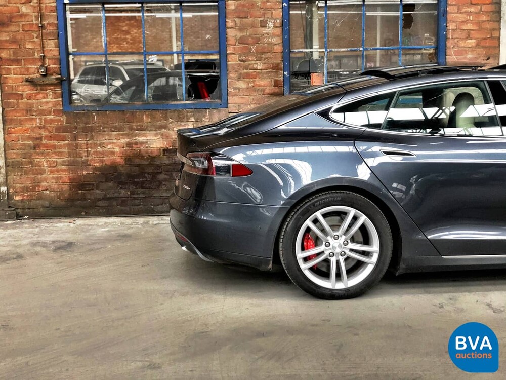 Tesla Model S 85D Leistung 700 PS 2015 -Original NL-, GL-989-Z.