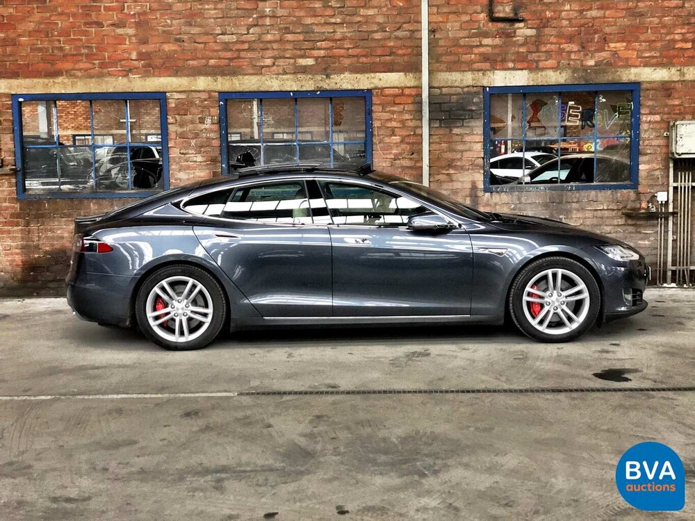 Tesla Model S 85D Leistung 700 PS 2015 -Original NL-, GL-989-Z.
