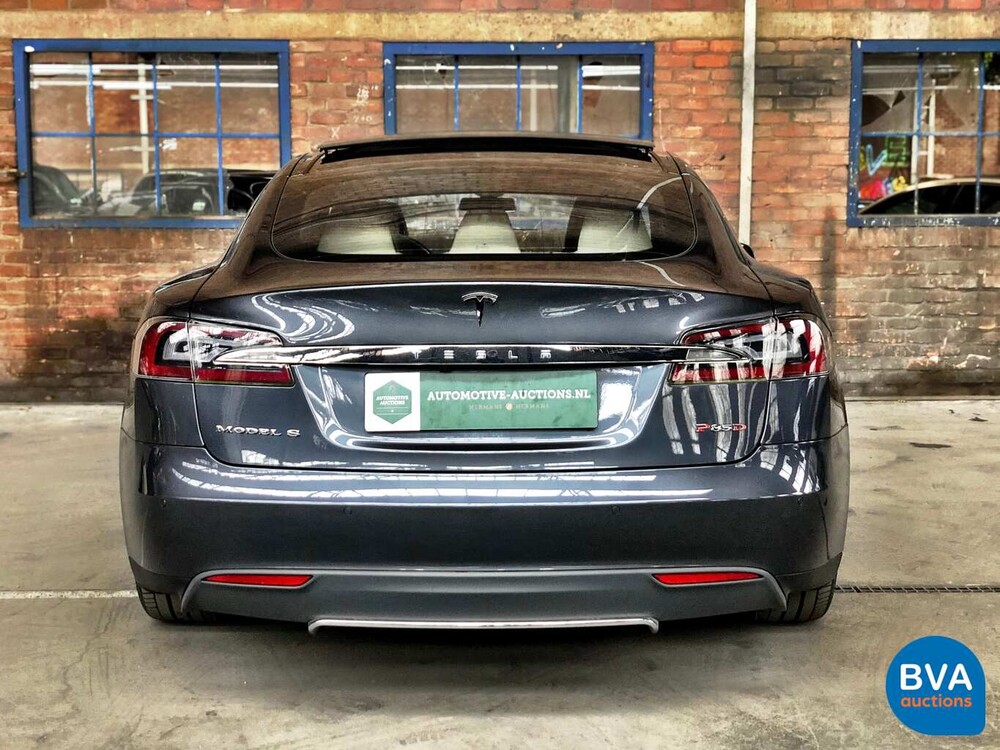 Tesla Model S 85D Leistung 700 PS 2015 -Original NL-, GL-989-Z.