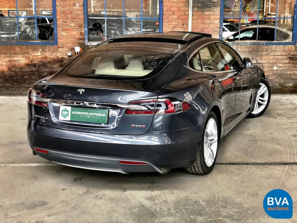 Tesla Model S 85D Leistung 700 PS 2015 -Original NL-, GL-989-Z.
