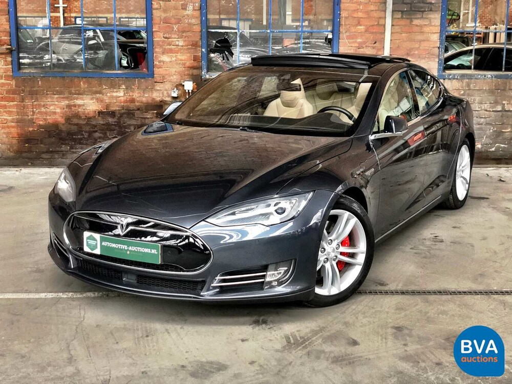 Tesla Model S 85D Leistung 700 PS 2015 -Original NL-, GL-989-Z.