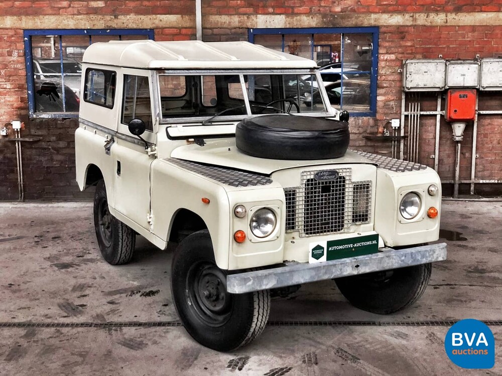 Land Rover 88 Series 3 Metal Top Defender - Original NL - 1971, BJ-57-13.