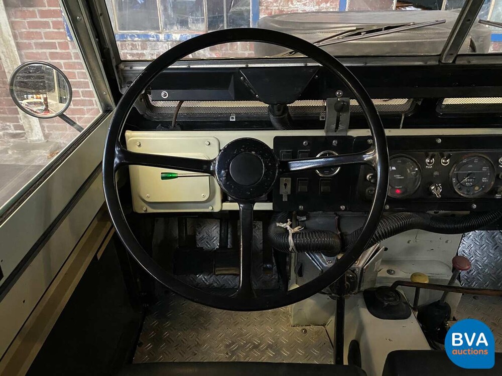 Land Rover 88 Series 3 Metal Top Defender - Original NL - 1971, BJ-57-13.