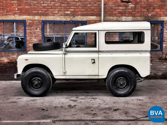 Land Rover 88 Series 3 Metal Top Defender - Original NL - 1971, BJ-57-13.