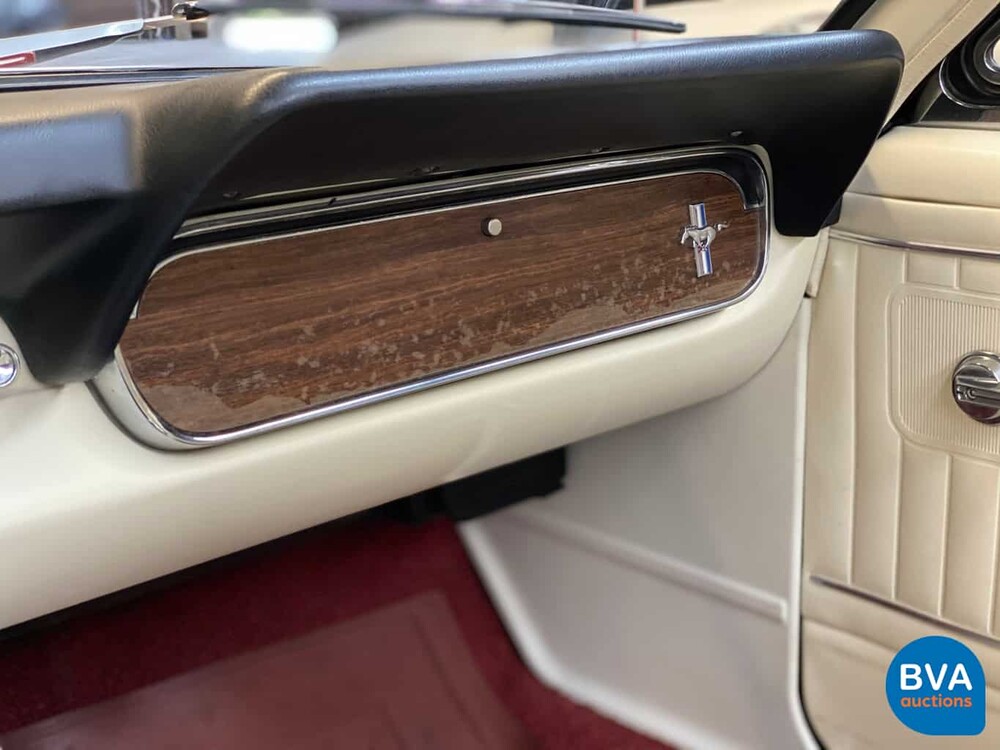 Ford Mustang Cabrio V8 Handbuch 64 1/2 1966 Cabriolet, AR-79-92.