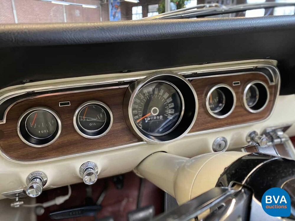 Ford Mustang Cabrio V8 Handbuch 64 1/2 1966 Cabriolet, AR-79-92.