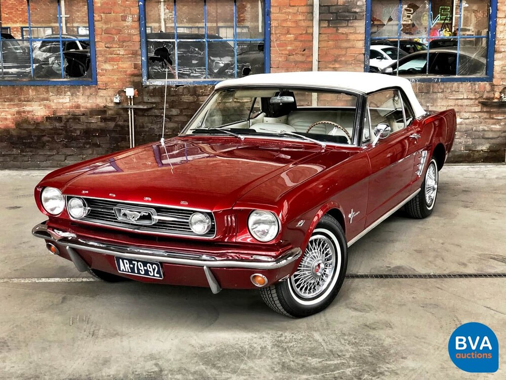 Ford Mustang Cabrio V8 Handbuch 64 1/2 1966 Cabriolet, AR-79-92.