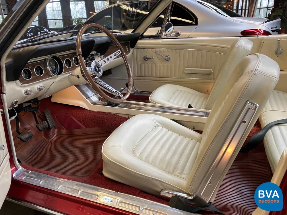 Ford Mustang Cabrio V8 Handbuch 64 1/2 1966 Cabriolet, AR-79-92.