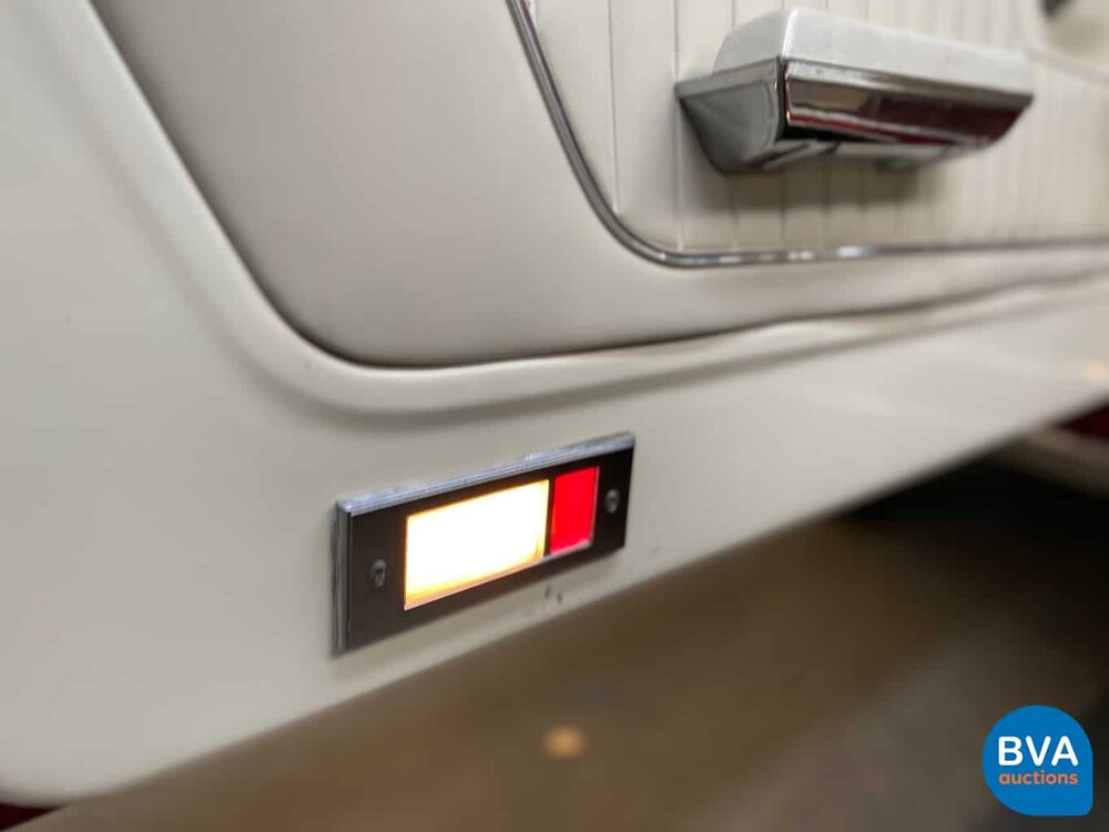 Ford Mustang Cabrio V8 Handbuch 64 1/2 1966 Cabriolet, AR-79-92.