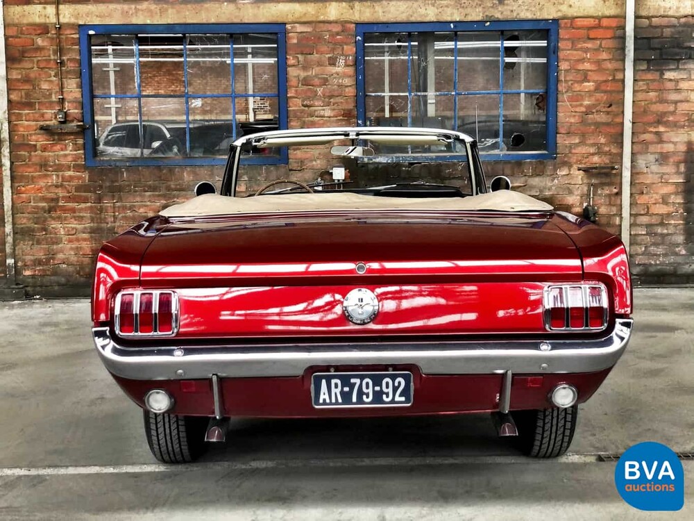 Ford Mustang Cabrio V8 Handbuch 64 1/2 1966 Cabriolet, AR-79-92.