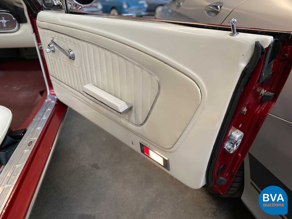 Ford Mustang Cabrio V8 Handbuch 64 1/2 1966 Cabriolet, AR-79-92.