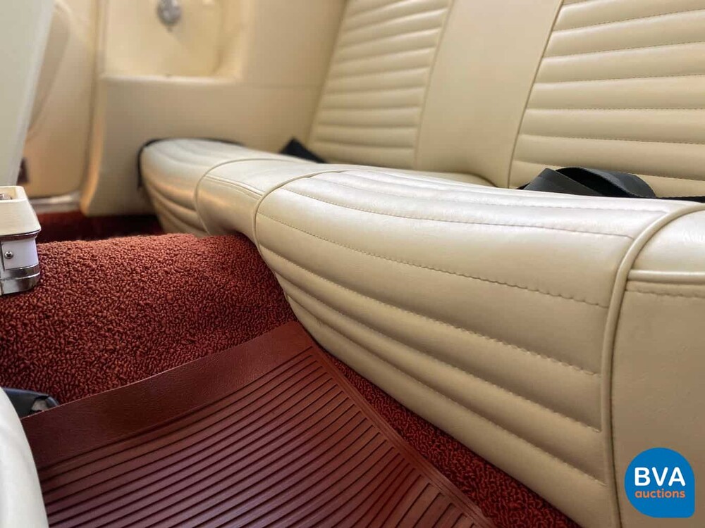 Ford Mustang Cabrio V8 Handbuch 64 1/2 1966 Cabriolet, AR-79-92.