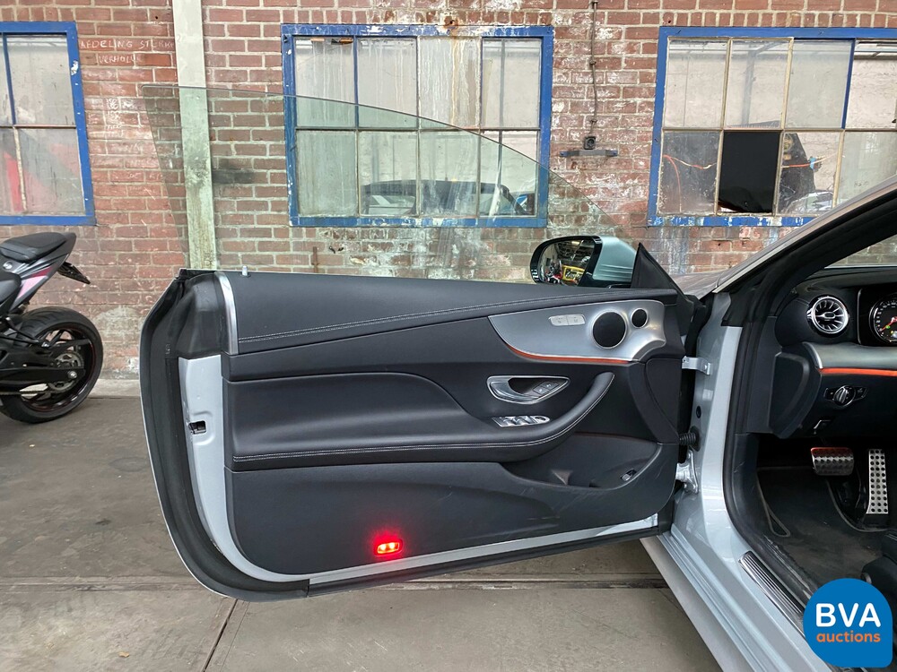 Mercedes-Benz E200 AMG Coupé E-Class 184hp 2018 -Original NL-, TF-680-H.