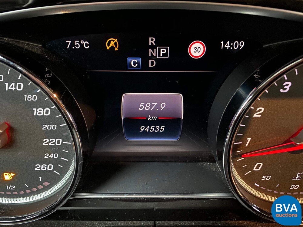 Mercedes-Benz E200 AMG Coupé E-Class 184hp 2018 -Original NL-, TF-680-H.