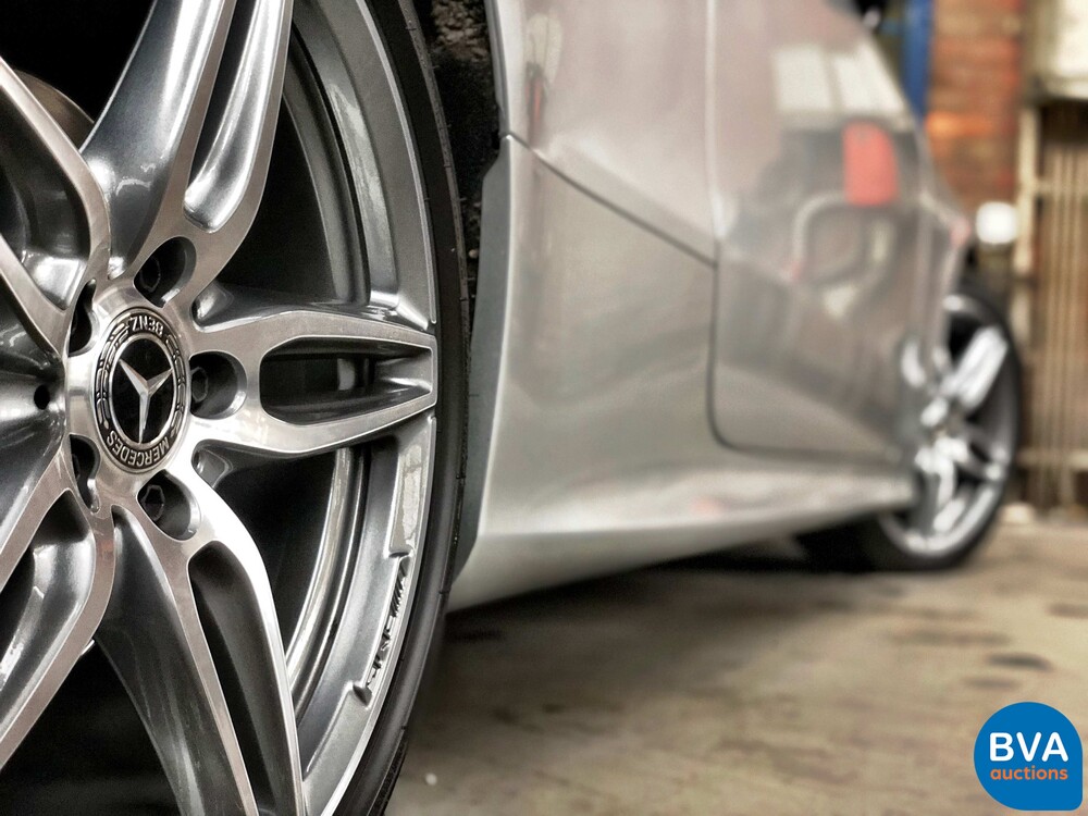 Mercedes-Benz E200 AMG Coupé E-Class 184hp 2018 -Original NL-, TF-680-H.