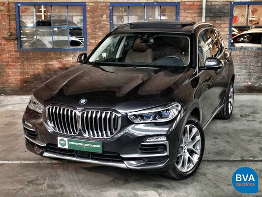 BMW X5 30d xDrive 265 PS 2019 -Garantie-.